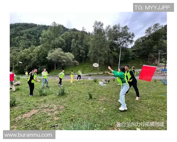 飞盘竞技背后的心理力量：深入解析杭州飞盘队的心理素质与团队精神